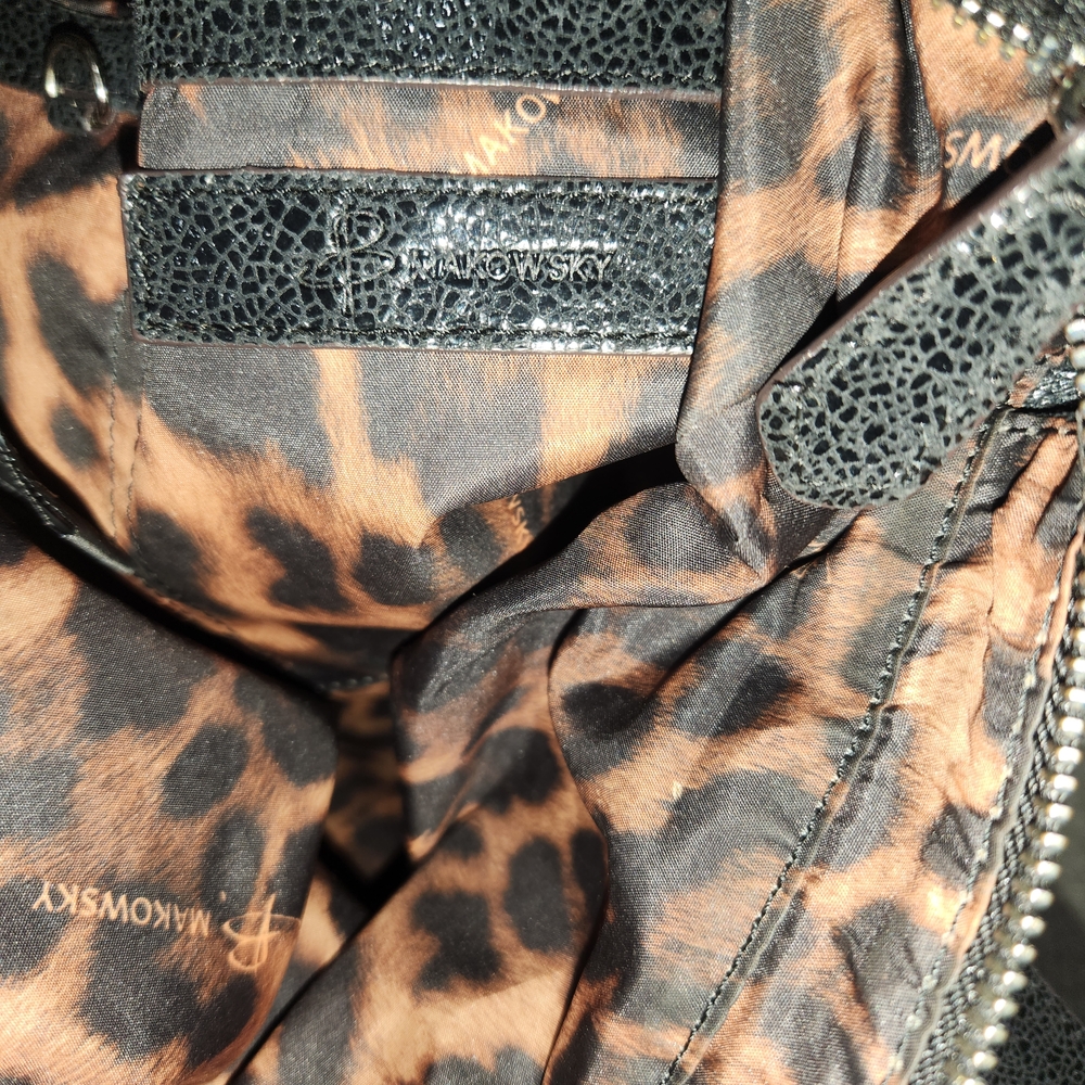 B. Makowsky Large Metallic Crackled Leather Bag - Picture 7 of 7
